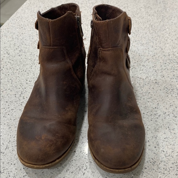 UGG Brown Ankle Boots with Buckle Straps and Low Heel - Picture 4 of 11